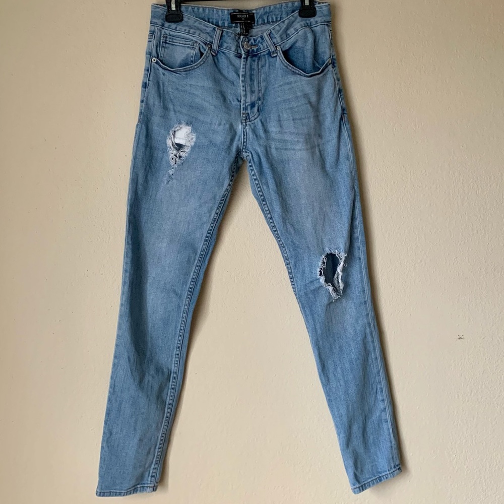 Distressed Skinny Jeans